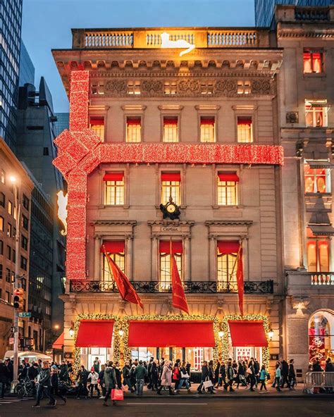 cartier holiday display nyc